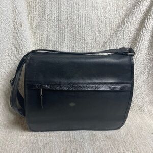 Latico Classic Black Leather Messenger Bag silver tone hardwares.
